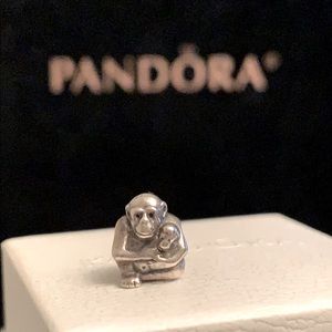 PANDORA ❤️ Mother and baby Charm ❤️